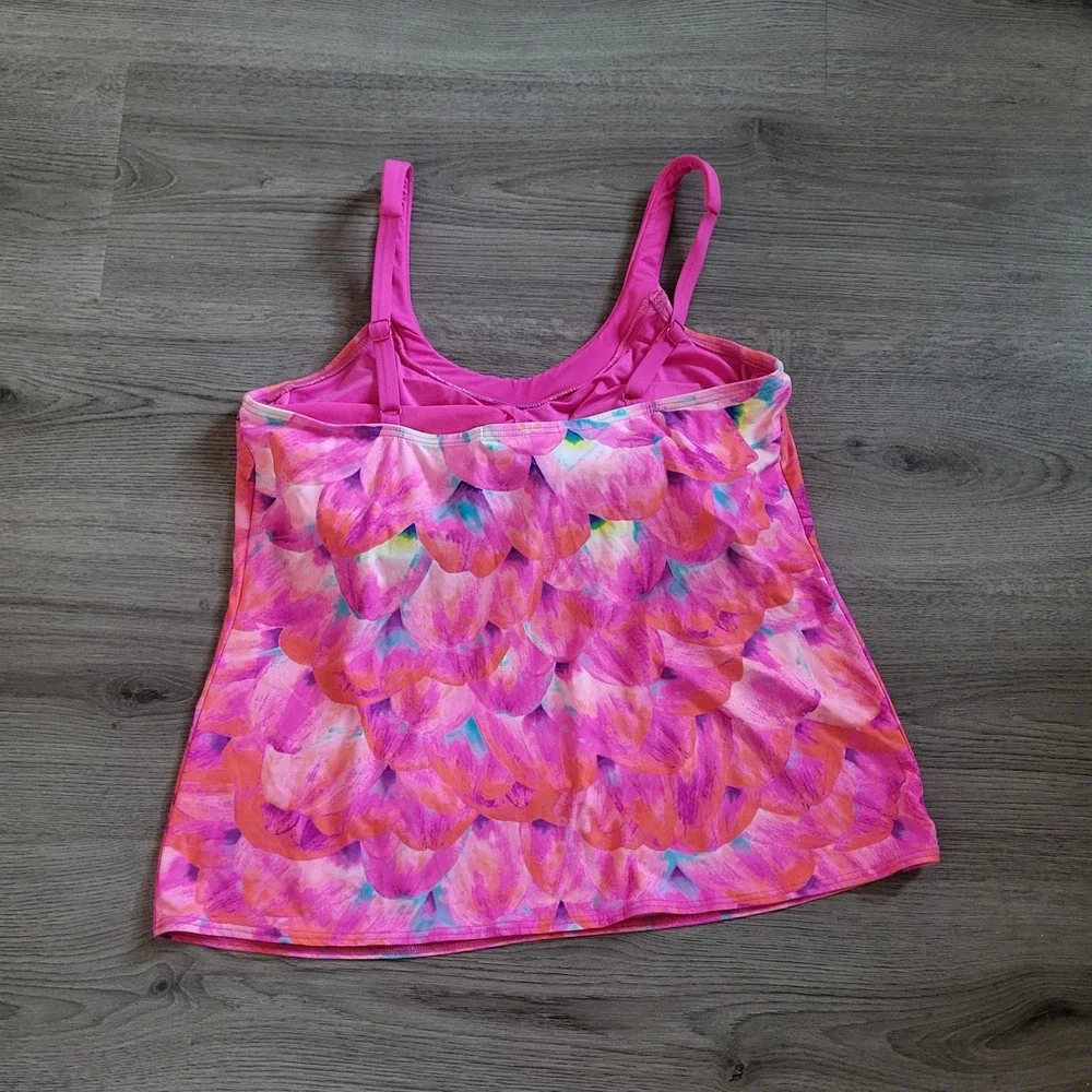Coco Reef‎ Pink Floral Swim Tankini Top Built in Bra 34DD Underwire Adjustable
